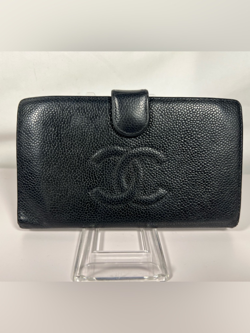 1106: Chanel CC Caviar Leather Wallet Clutch Black Vintage France